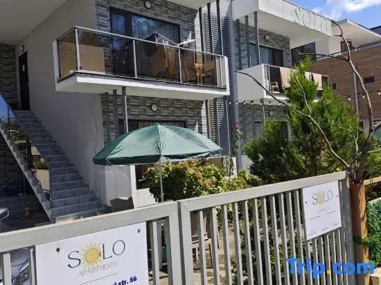 Solo apartments