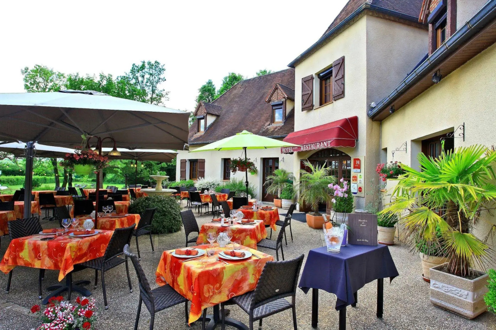 Logis Hostellerie Du Causse
