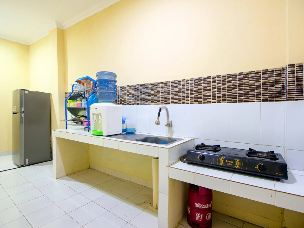Omah Astu Syariah by OYO Rooms