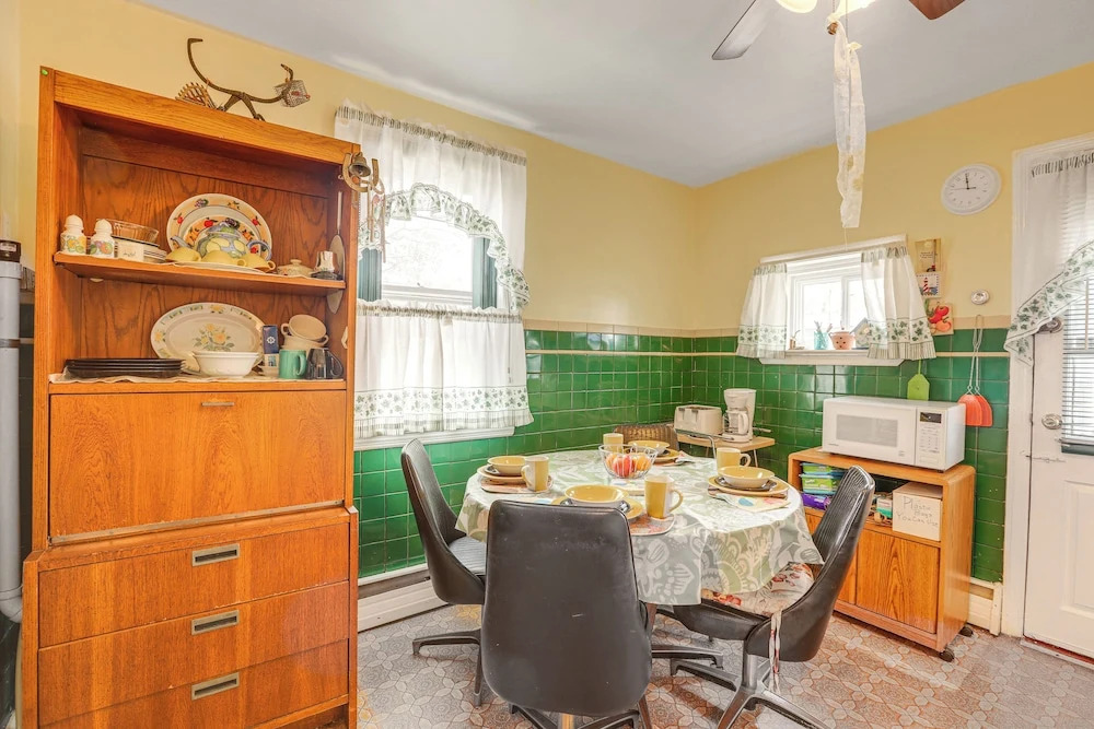 Ideally Located Villas Home: 2 Mi to Beaches