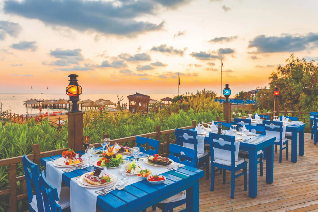 Starlight Resort Hotel