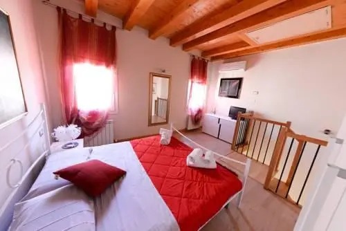 Piccola Venezia Room