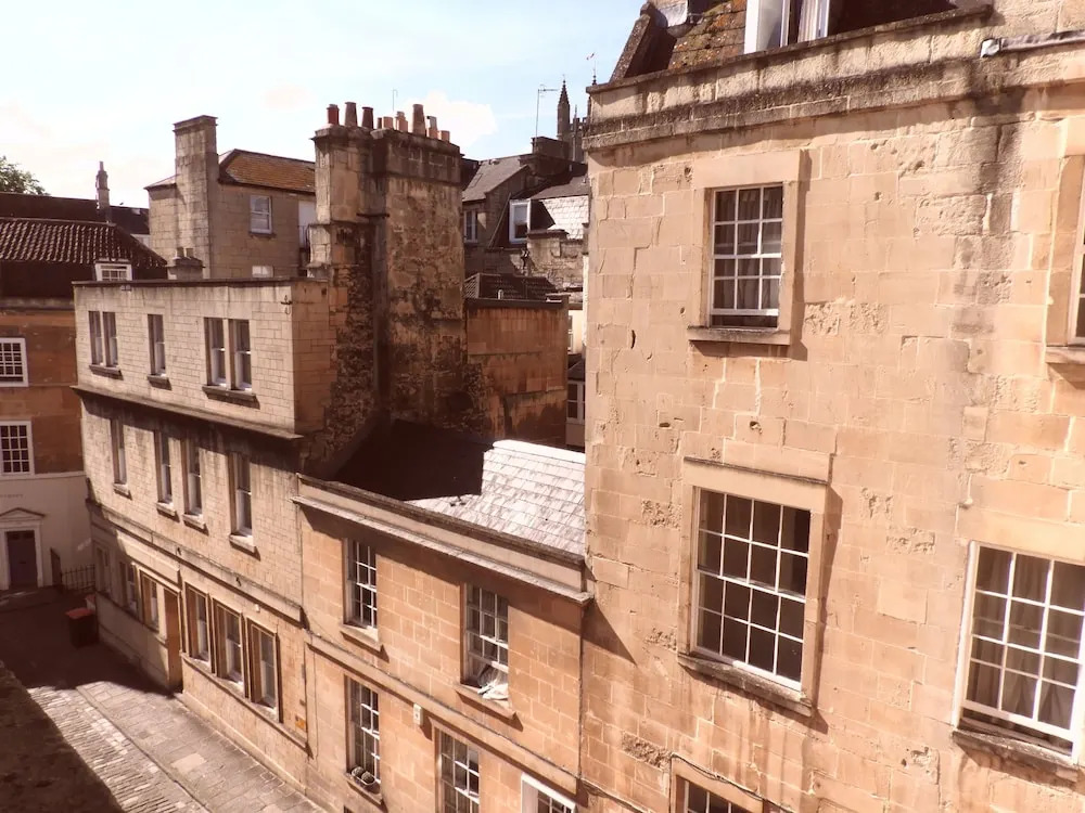 Bath Backpackers