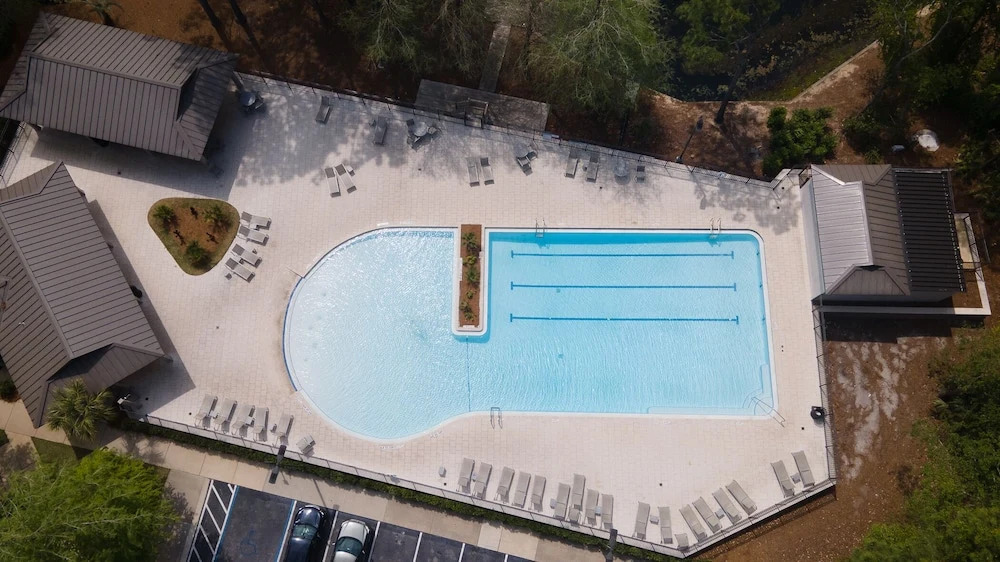 Sandestin Bungalo 46: Golf Cart, Pool, Beach