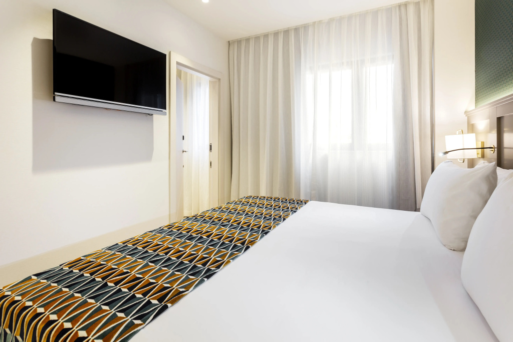 Eurostars Puerta Real