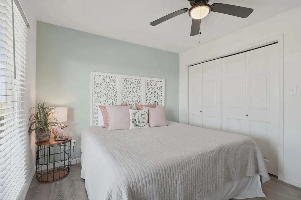 Serene Coastal Escape With Gulf Views 3 Bedroom Home