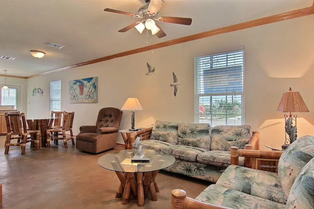 Maria's Beach Getaway Gsc1 4 Bedrooms 3 Bathrooms Condo