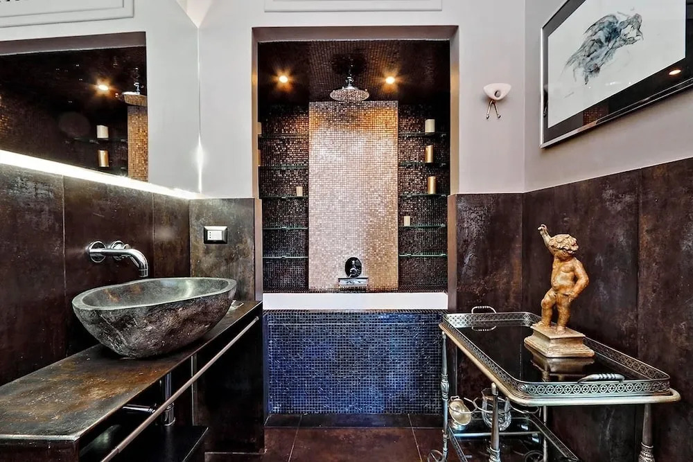 Trastevere Essence by Nosdom Properties
