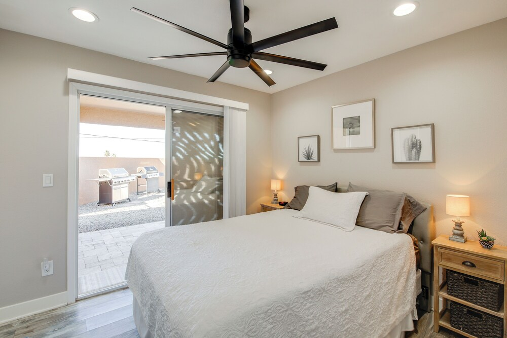 4 Mi to Lake Havasu: Home w/ Views, Pool & Spa