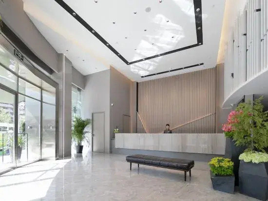Home Inn Plus- Wuhan Hankou Railway Station Fanhai Branch