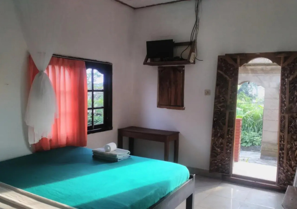 Volcano 2 Hotel