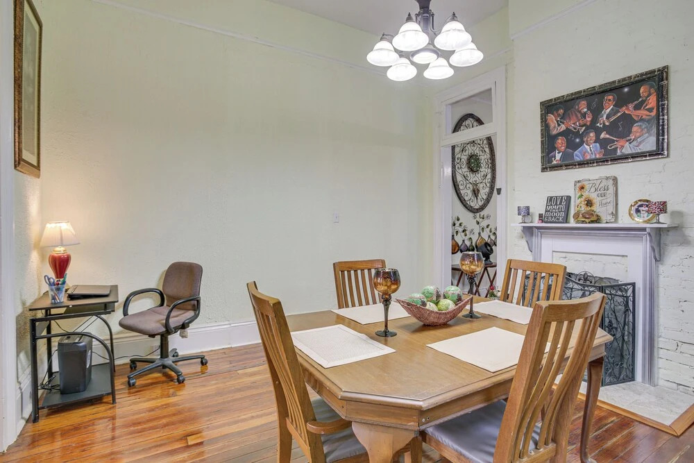 Nola Home w/ Front Porch ~ 1 Mi to French Quarter