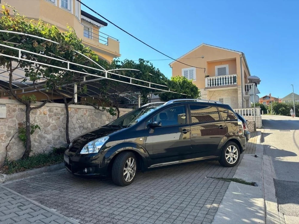 One Bedroom Apartment Stella Maris 2