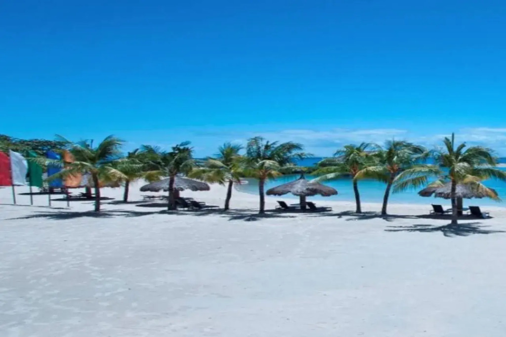 Bluewater Maribago Beach Resort
