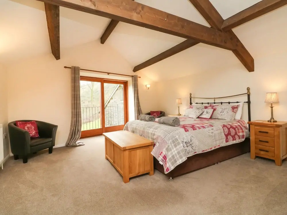 Red Deer Cottage