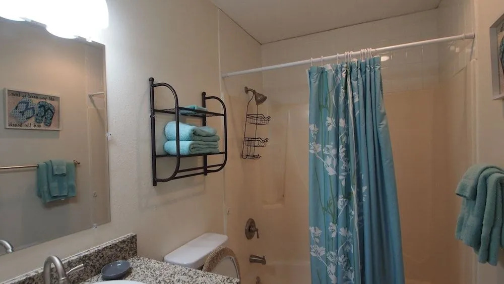 Sunshine Haven 3202 - 2 Br Condo
