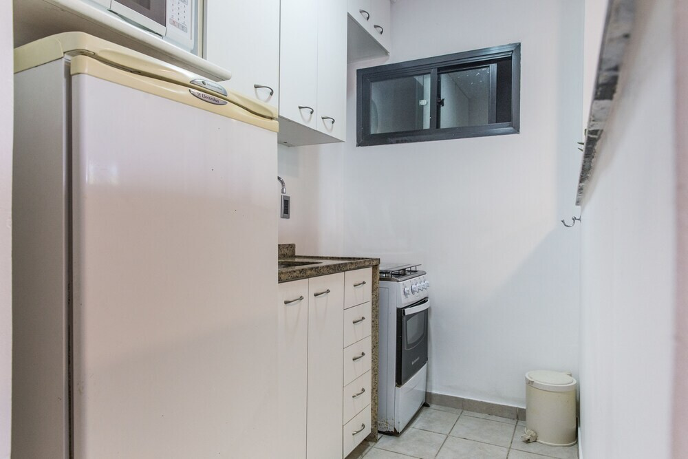 Ipanema 503 - Apart Hotel - Quadra da Praia com Piscina, Sauna, Academia e Garagem.
