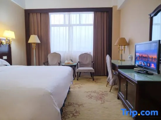 Royal Spring Hotel