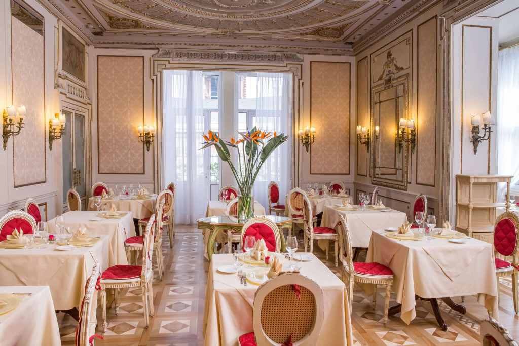 Hotel Bristol Palace