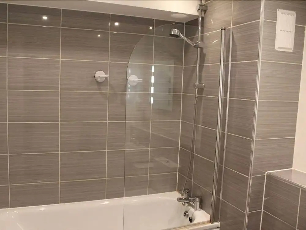 Zone 1 Hoxton 2 Bedroom Flat