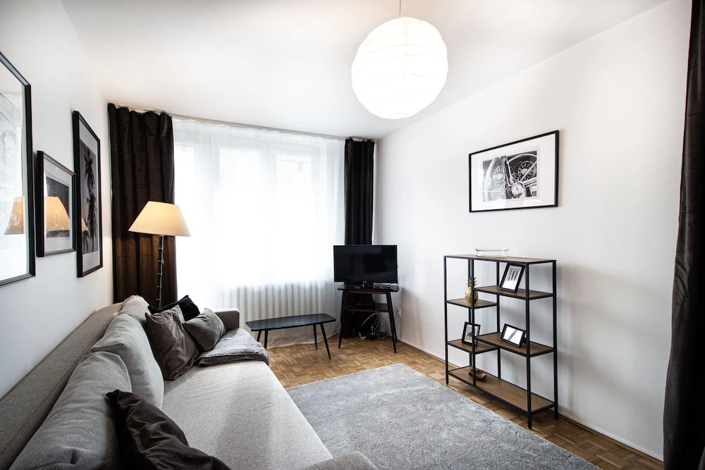 Saska Kepa Velvet Apartment