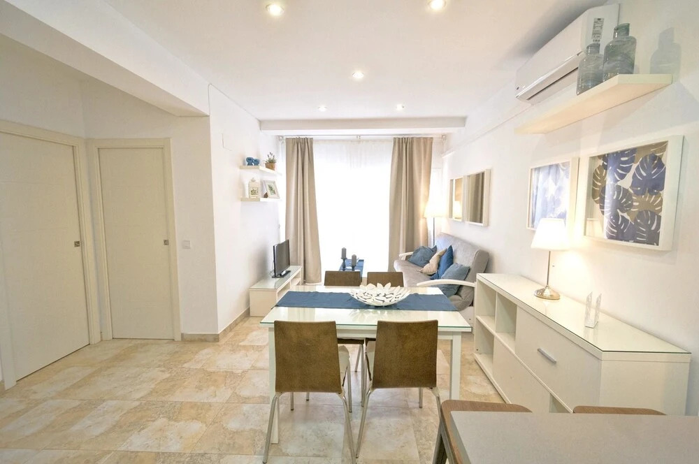 Apartment With 2 Bedrooms in Fuengirola - 10 m From the Beach