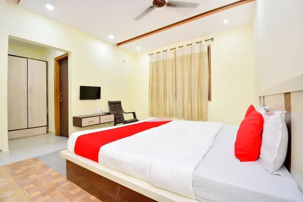 Vij Guest House by OYO Rooms