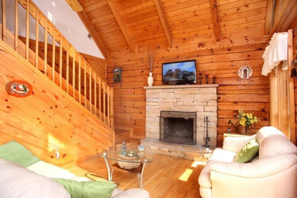 Dream Catcher, 2 Bedrooms, Hot Tub, Near Golf Course, Views, Sleeps 6