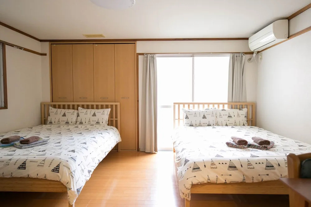 Tenjin Apartment 201