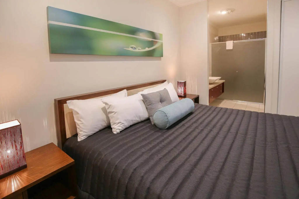 Indulge Apartments - Langtree