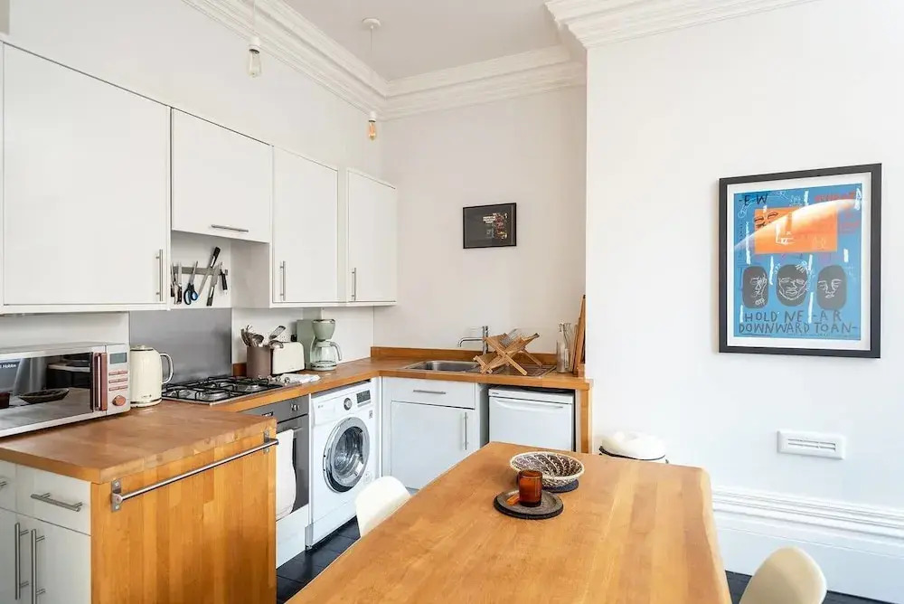 Stylish 1 Bedroom With a Private Garden