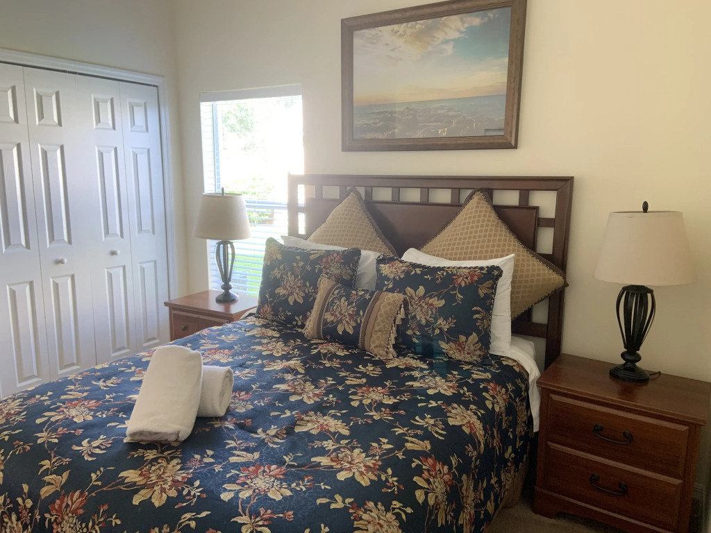 Great location with conservation views, Clermont, US