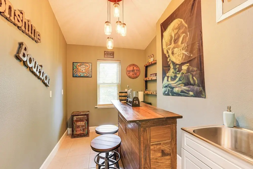 Boathouse & Dock: Riverfront Dunnellon Getaway!