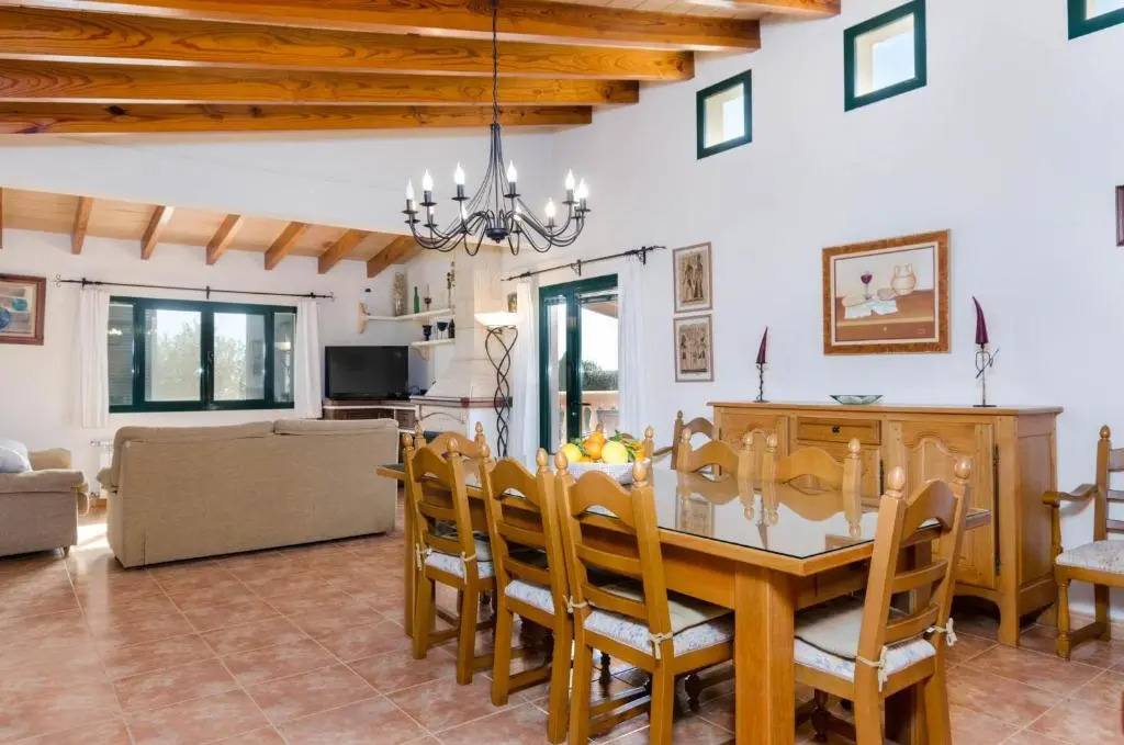 Villa Pula Viñas Country villa 3 bedrooms pool and fabulous views of the Pula golf course near Son servera