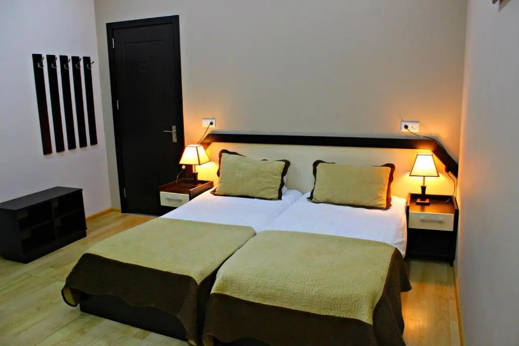 Backstreet Hotel