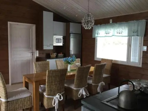 Nellim Holiday Home, Sámi Village