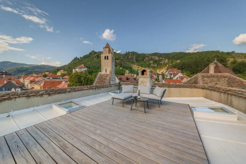 City Gate Kremser Tor With Roof Terrace Garden and Parking lot