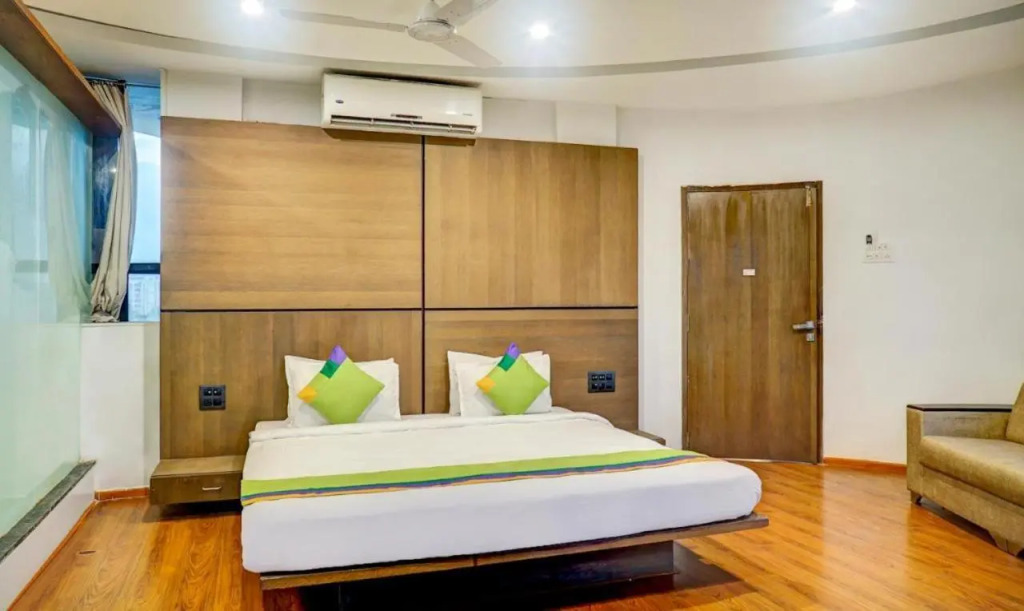 Hotel Shivas Inn