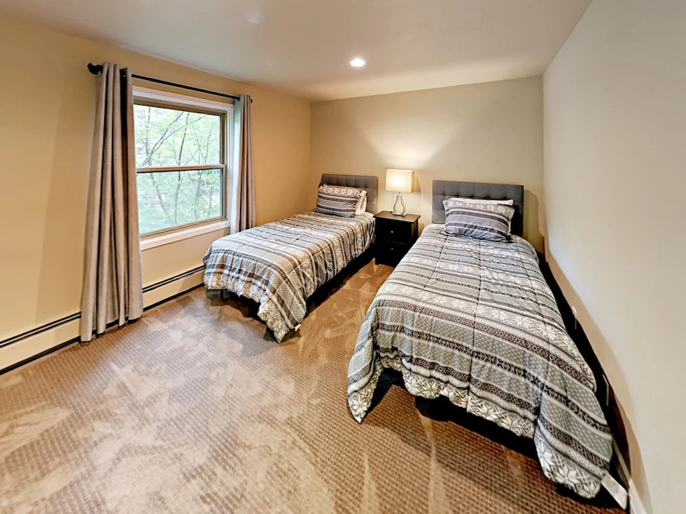 1040 Vail View Drive Condo Unit 305 2 Bedrooms 1 Bathroom Condo