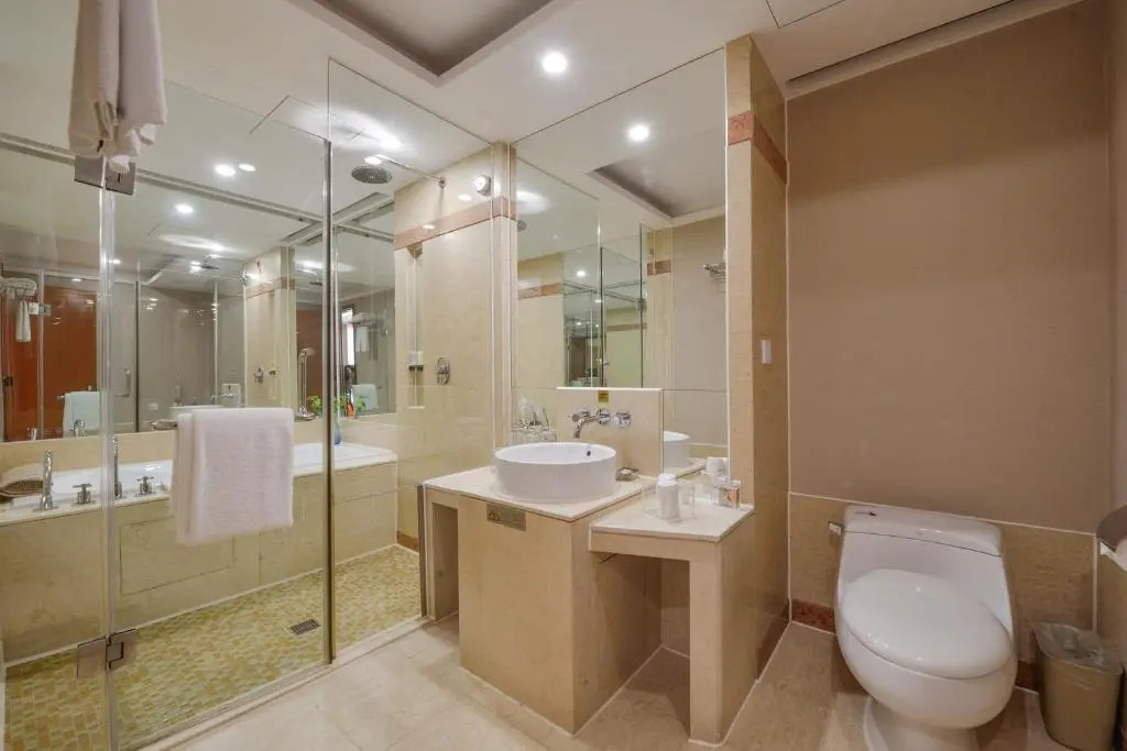 Bayshore Hotel Dalian