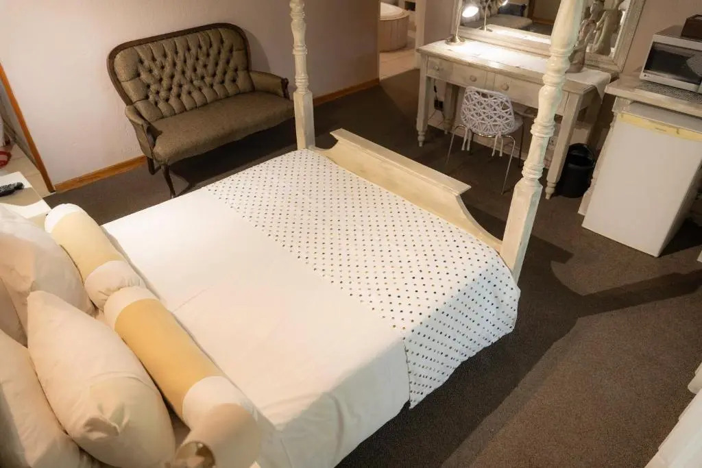 Landa Guesthouse & self catering