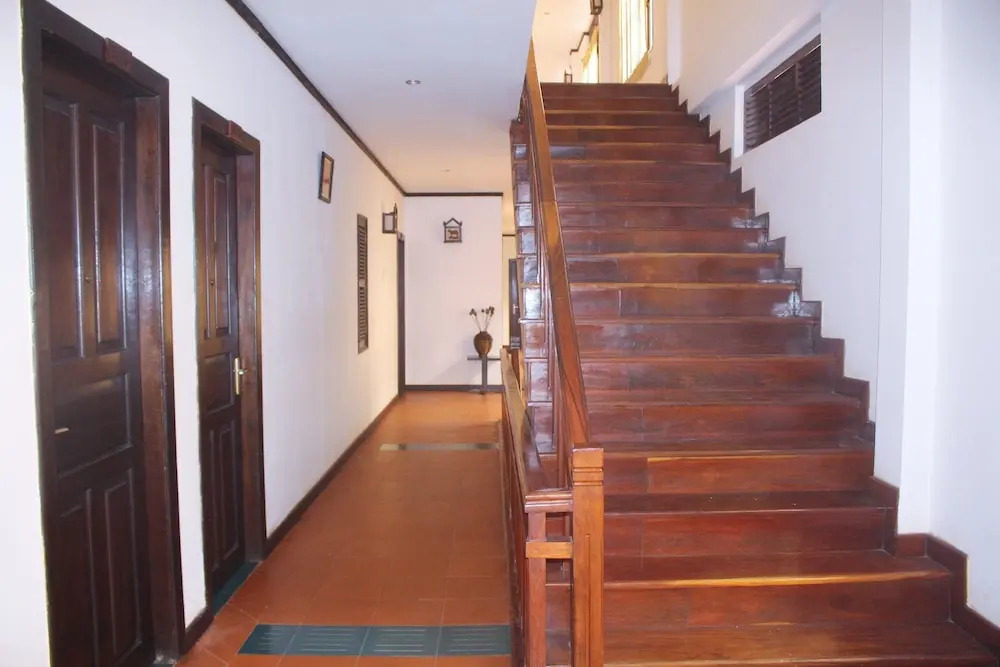 Suryavara Residence Hotel