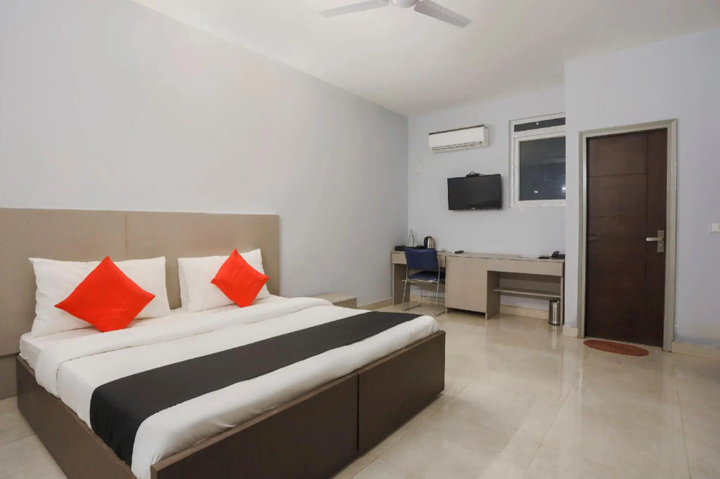 Capital O 70239 Prince Residency