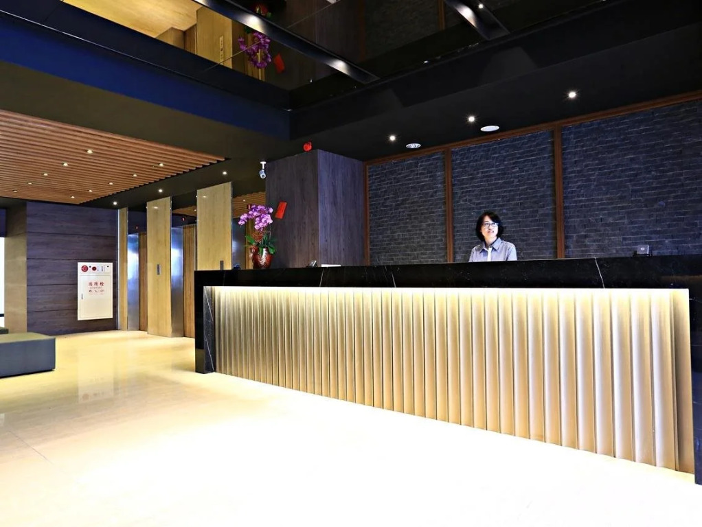 Chance Hotel