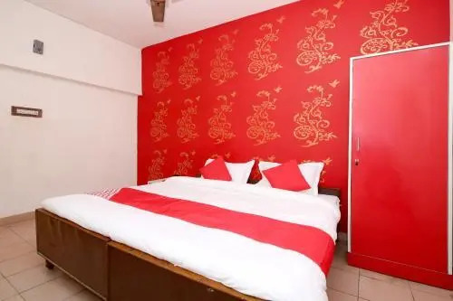 Happy Restaurant by OYO Rooms