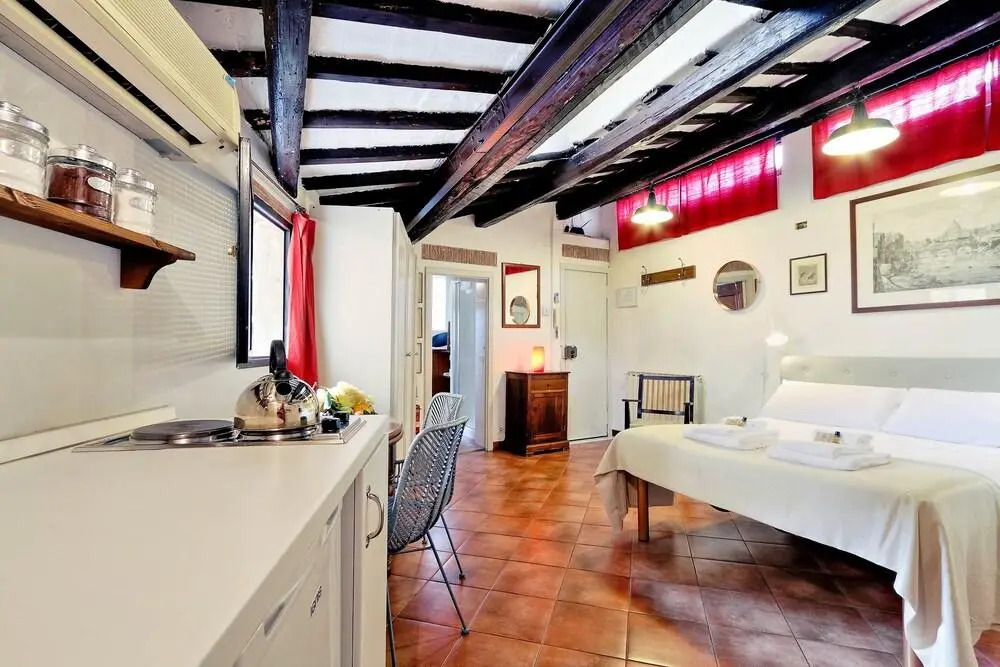 Home at Rome Luxury Navona Guesthouse