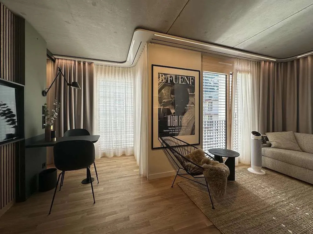 B5 Apartments