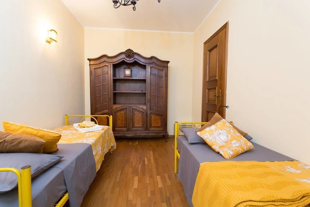 Lake Maggiore Villa With Beach Access, Near Village Centre, Wifi, BBQ