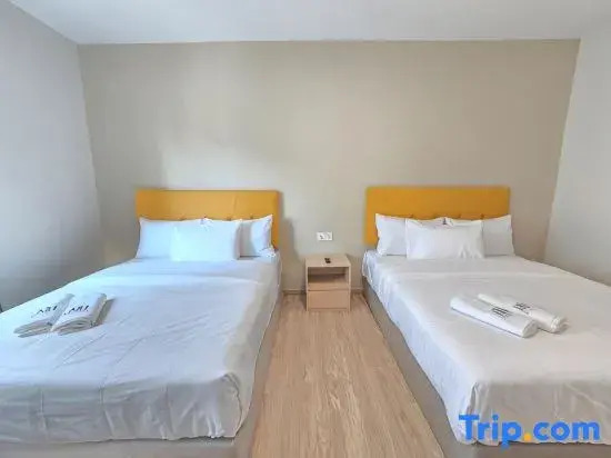 Miilehill Hotel By Maco at JB Town Center