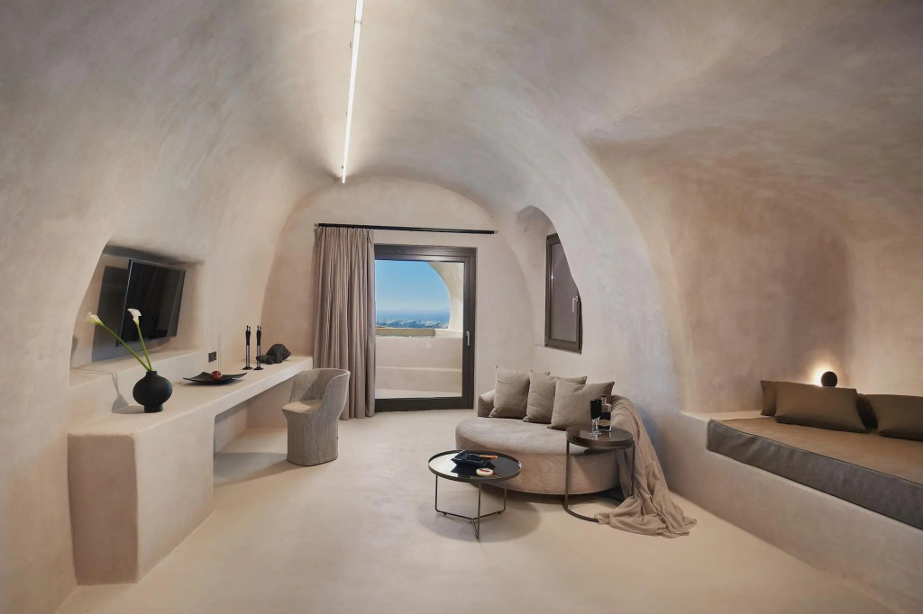 Divine Boutique Cave Experience